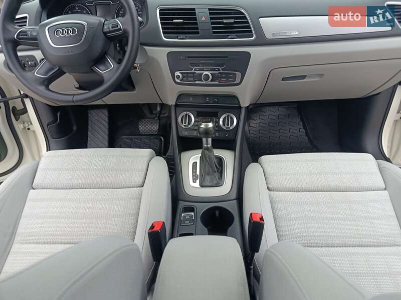 Внедорожник / Кроссовер Audi Q3 2012 в Коломые