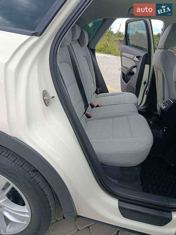 Внедорожник / Кроссовер Audi Q3 2012 в Коломые