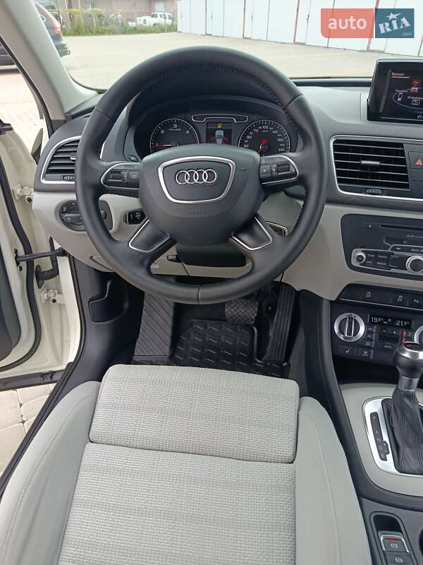 Внедорожник / Кроссовер Audi Q3 2012 в Коломые