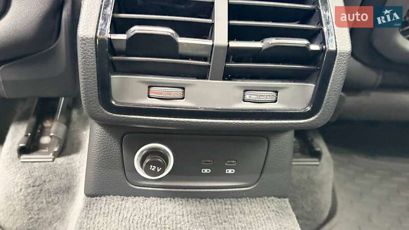 Внедорожник / Кроссовер Audi Q3 2019 в Львове