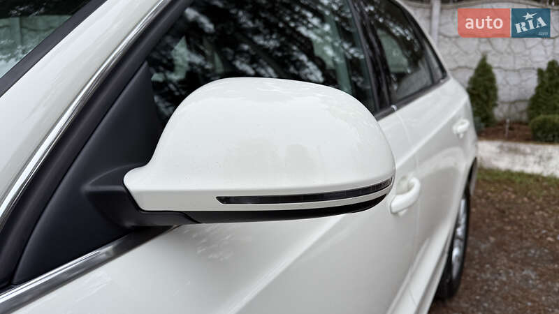 Внедорожник / Кроссовер Audi Q3 2013 в Киеве