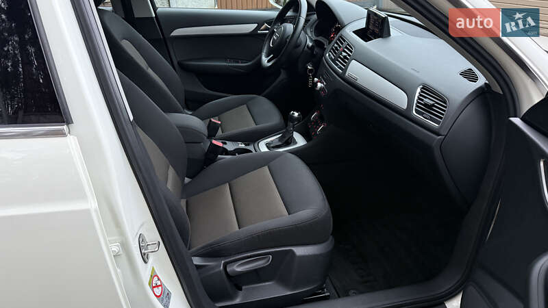 Внедорожник / Кроссовер Audi Q3 2013 в Киеве