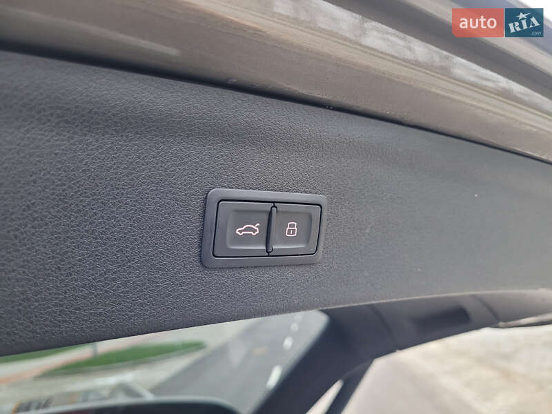 Внедорожник / Кроссовер Audi Q3 2015 в Виннице фото 40 Внедорожник / Кроссовер Audi Q3 2015 в Виннице