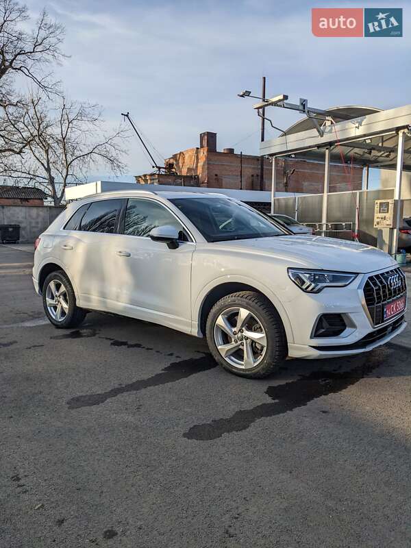 Внедорожник / Кроссовер Audi Q3 2019 в Лубнах фото 2 Внедорожник / Кроссовер Audi Q3 2019 в Лубнах