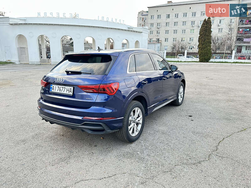 Внедорожник / Кроссовер Audi Q3 2024 в Белой Церкви