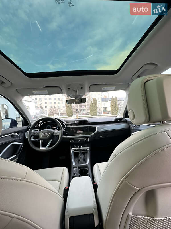 Внедорожник / Кроссовер Audi Q3 2024 в Белой Церкви