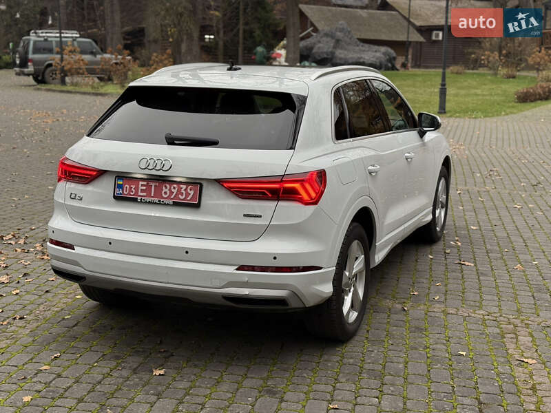 Внедорожник / Кроссовер Audi Q3 2019 в Львове