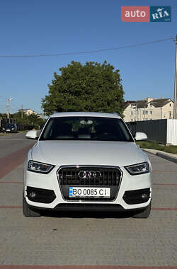 Внедорожник / Кроссовер Audi Q3 2011 в Тернополе