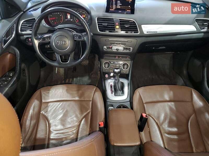 Внедорожник / Кроссовер Audi Q3 2016 в Тернополе