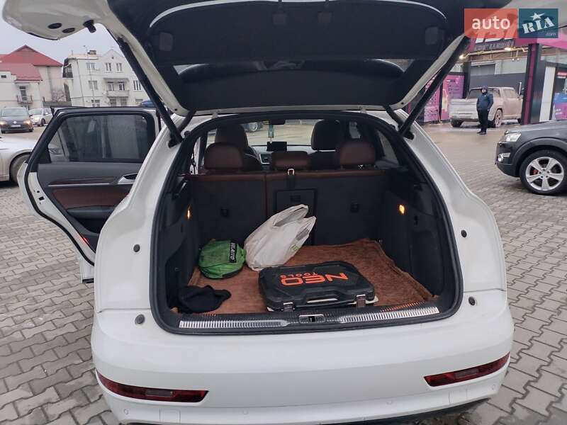 Внедорожник / Кроссовер Audi Q3 2014 в Львове