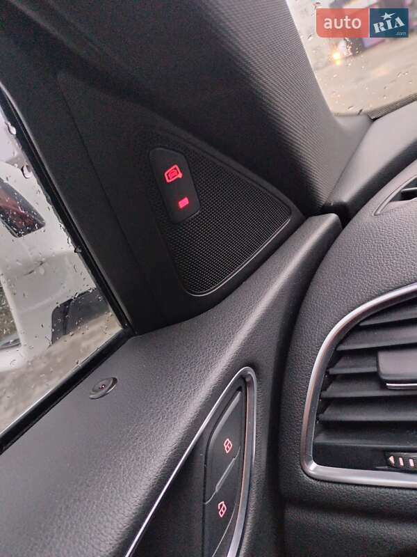 Внедорожник / Кроссовер Audi Q3 2014 в Львове