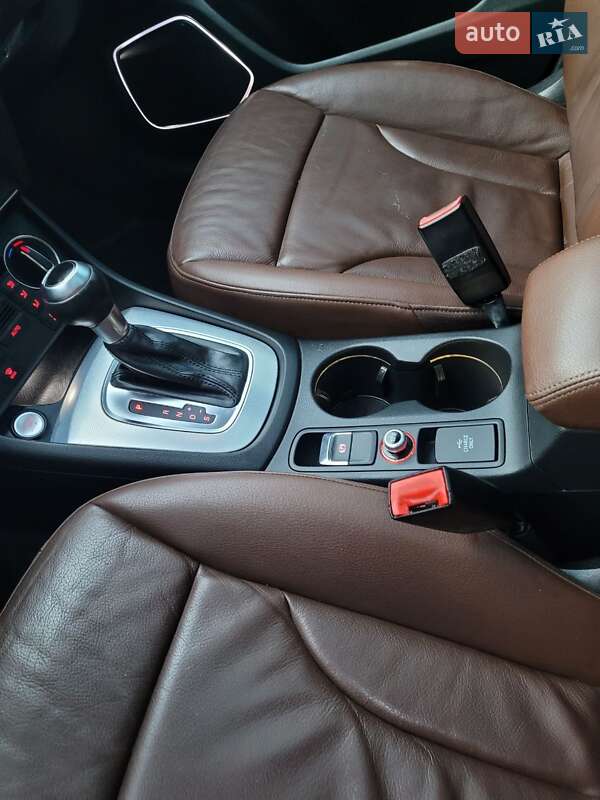 Внедорожник / Кроссовер Audi Q3 2017 в Ровно фото 15 Внедорожник / Кроссовер Audi Q3 2017 в Ровно