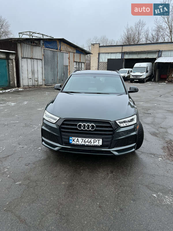 Внедорожник / Кроссовер Audi Q3 2018 в Киеве