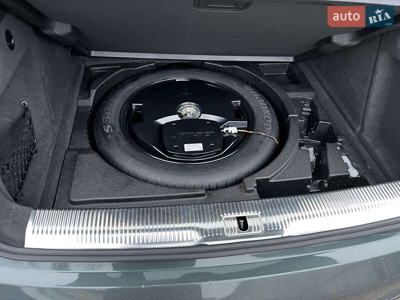 Внедорожник / Кроссовер Audi Q3 2018 в Киеве