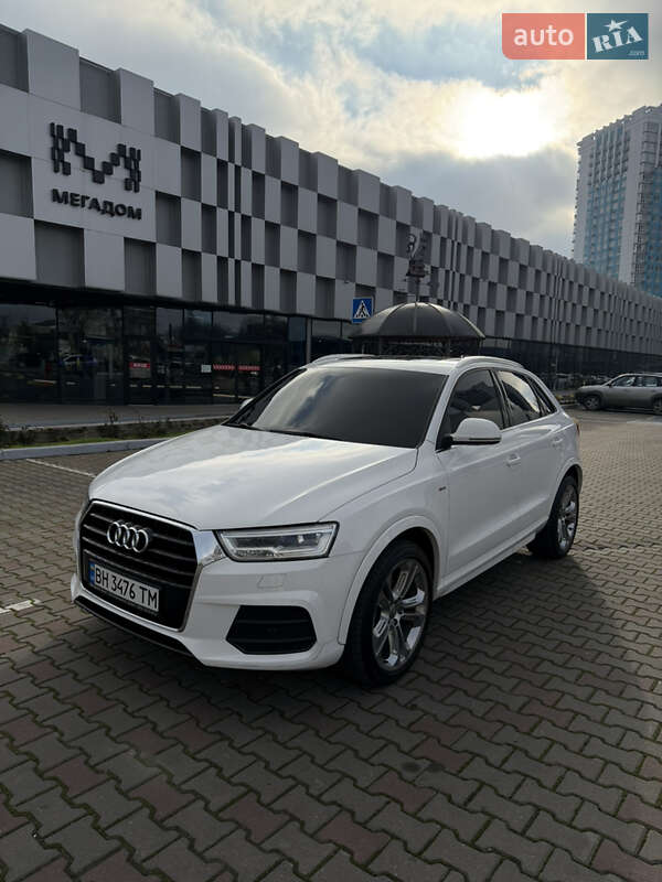 Внедорожник / Кроссовер Audi Q3 2017 в Одессе