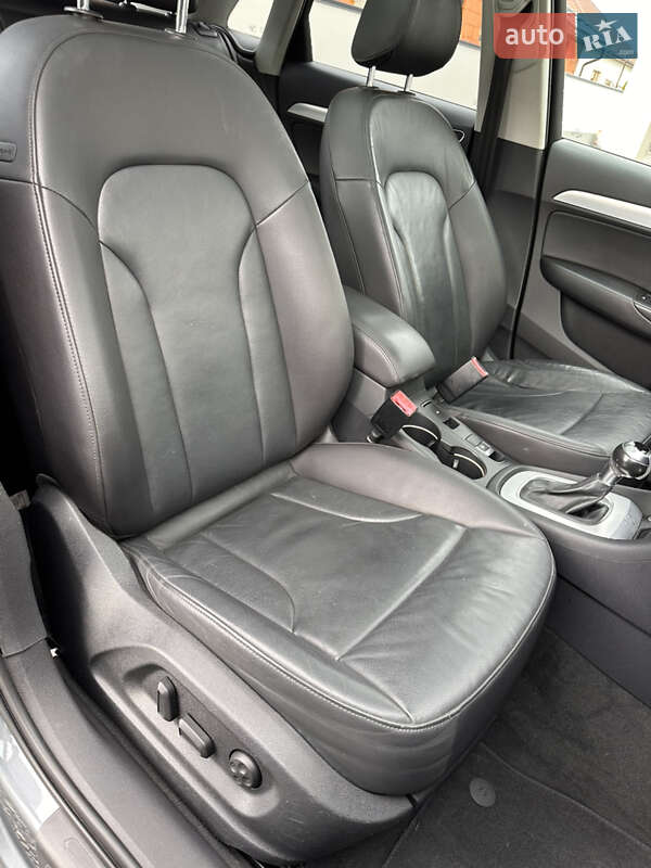 Внедорожник / Кроссовер Audi Q3 2014 в Ужгороде