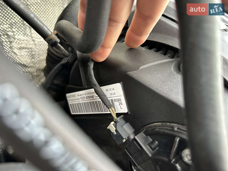 Внедорожник / Кроссовер Audi Q3 2014 в Ужгороде