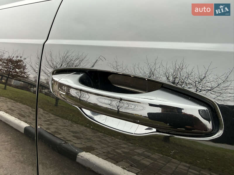 Внедорожник / Кроссовер Audi Q3 2020 в Киеве