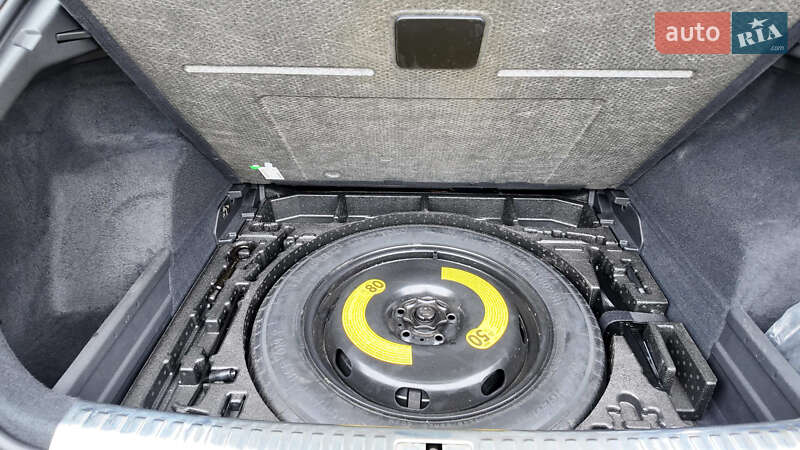 Внедорожник / Кроссовер Audi Q3 2020 в Киеве