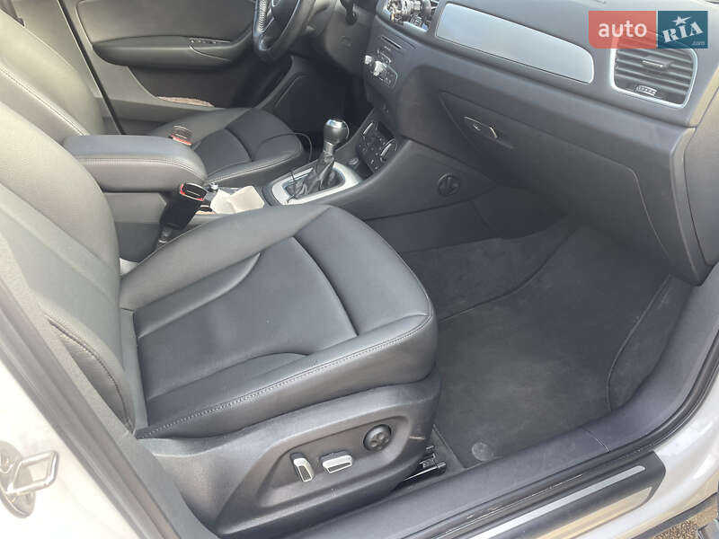 Внедорожник / Кроссовер Audi Q3 2017 в Запорожье