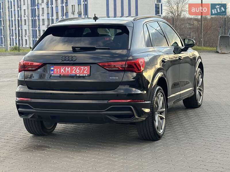 Внедорожник / Кроссовер Audi Q3 2024 в Киеве