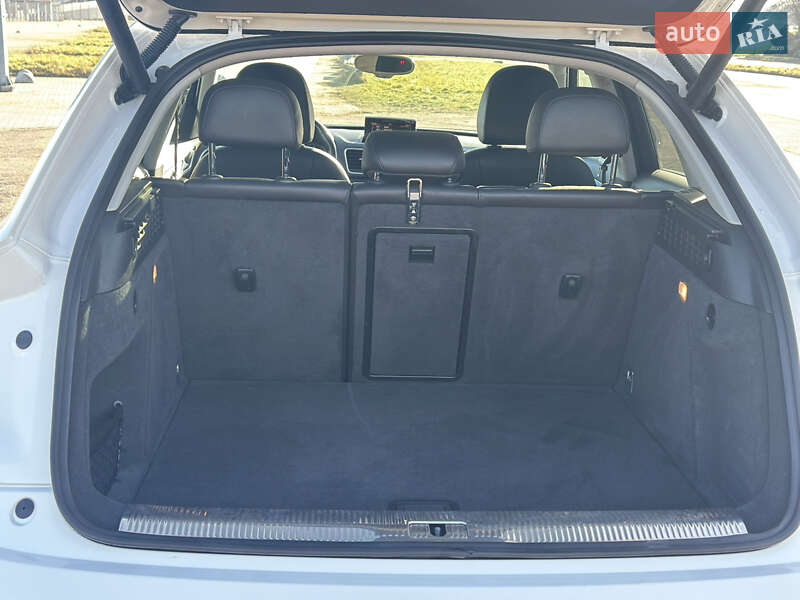 Внедорожник / Кроссовер Audi Q3 2014 в Львове фото 26 Внедорожник / Кроссовер Audi Q3 2014 в Львове