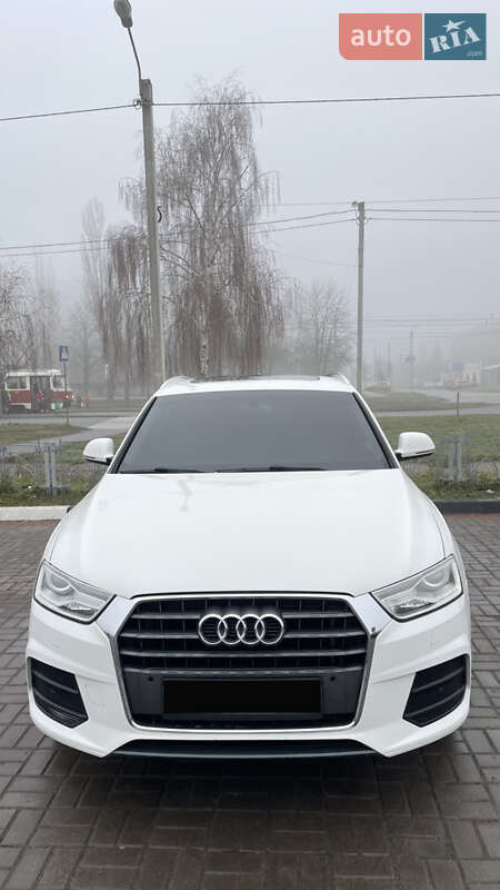 Внедорожник / Кроссовер Audi Q3 2015 в Харькове