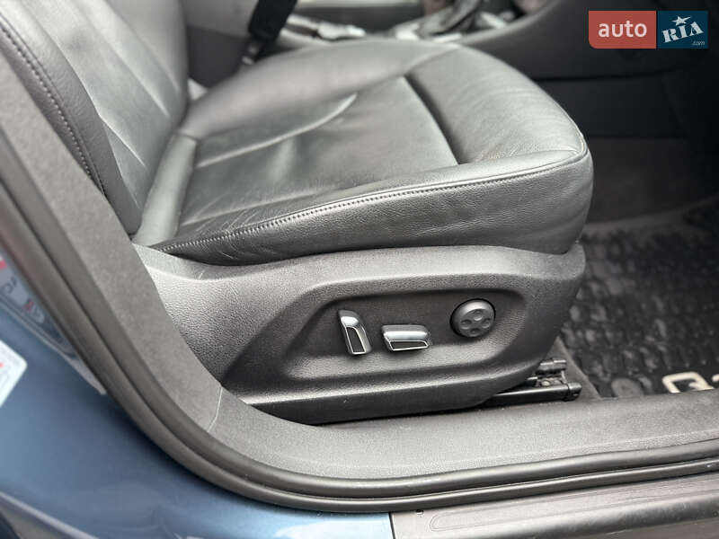 Внедорожник / Кроссовер Audi Q3 2015 в Львове