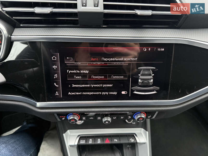 Внедорожник / Кроссовер Audi Q3 2019 в Киеве