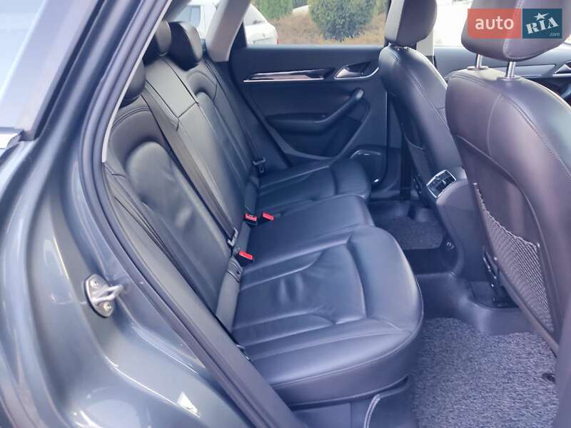 Внедорожник / Кроссовер Audi Q3 2014 в Бердичеве