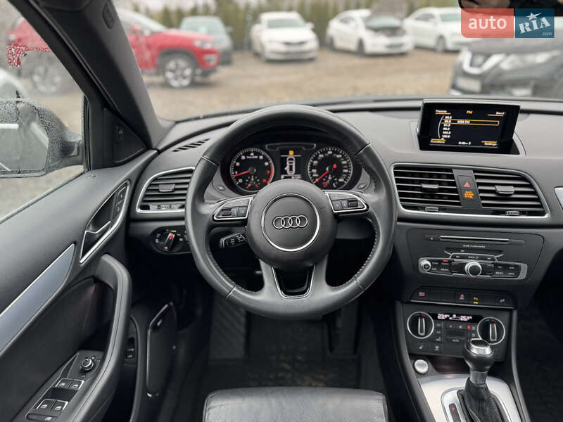 Внедорожник / Кроссовер Audi Q3 2017 в Виннице