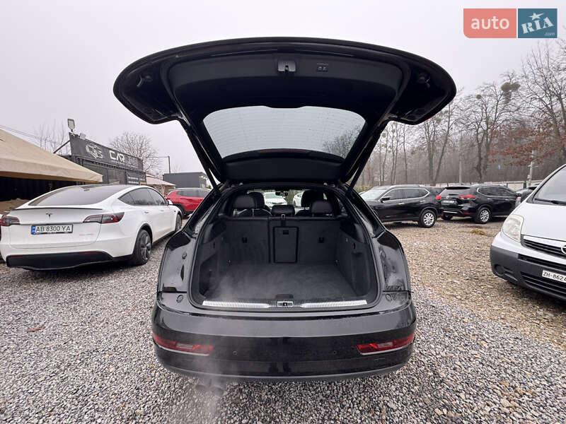 Внедорожник / Кроссовер Audi Q3 2017 в Виннице