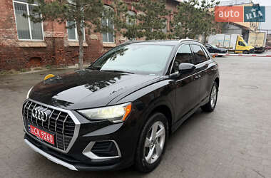 Внедорожник / Кроссовер Audi Q3 2019 в Львове