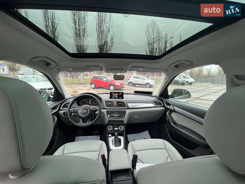 Внедорожник / Кроссовер Audi Q3 2015 в Харькове