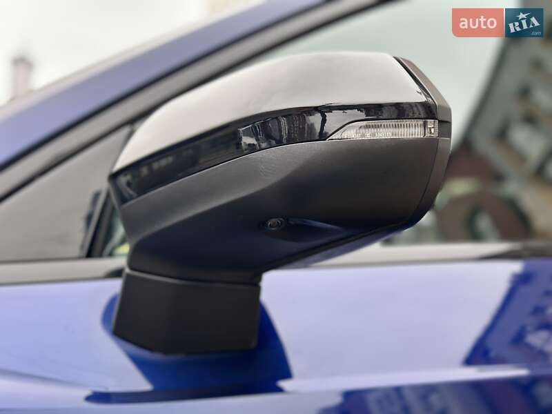 Внедорожник / Кроссовер Audi Q3 2023 в Киеве