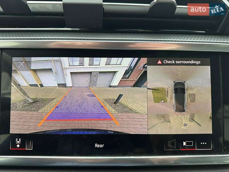 Внедорожник / Кроссовер Audi Q3 2023 в Киеве