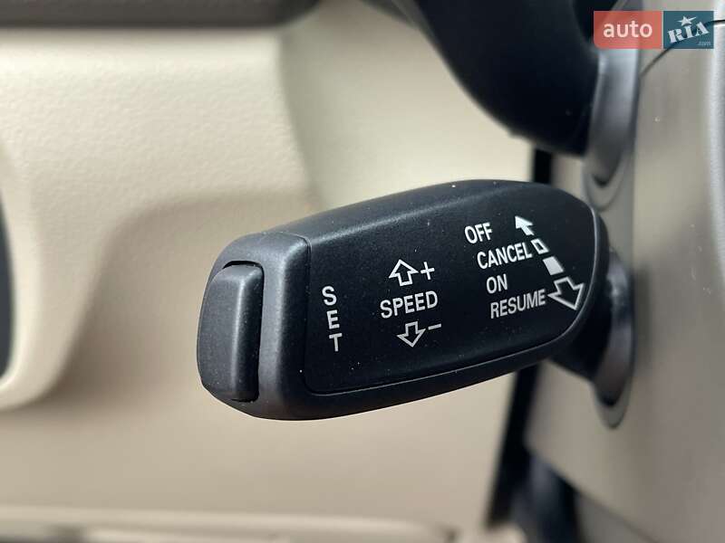 Позашляховик / Кросовер Audi Q3 2013 в Миколаєві