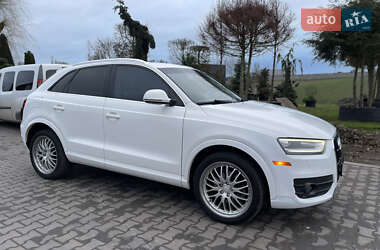 Позашляховик / Кросовер Audi Q3 2015 в Луцьку