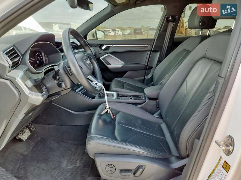 Позашляховик / Кросовер Audi Q3 2021 в Вінниці фото 7 Позашляховик / Кросовер Audi Q3 2021 в Вінниці