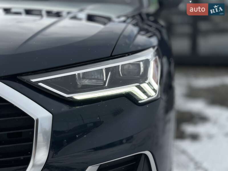 Внедорожник / Кроссовер Audi Q3 2019 в Черновцах
