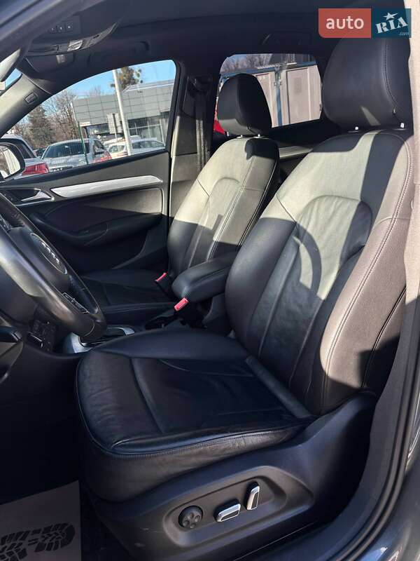 Позашляховик / Кросовер Audi Q3 2016 в Стрию