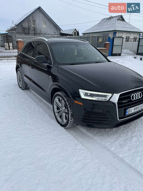 Позашляховик / Кросовер Audi Q3 2017 в Карлівці