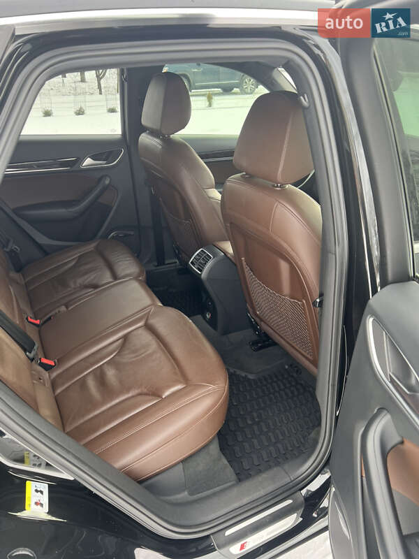 Позашляховик / Кросовер Audi Q3 2017 в Карлівці