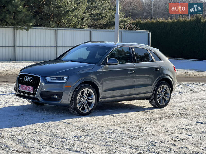 Позашляховик / Кросовер Audi Q3 2015 в Луцьку