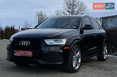 Внедорожник / Кроссовер Audi Q3 2017 в Черновцах