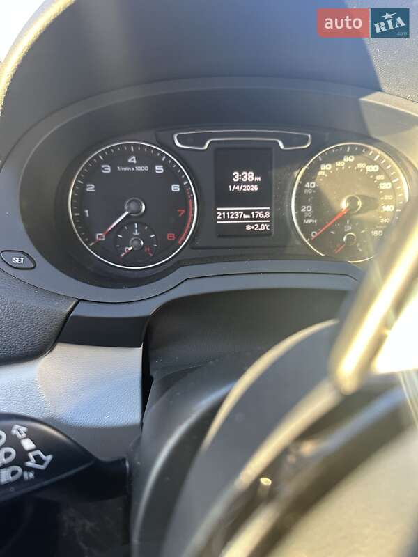 Позашляховик / Кросовер Audi Q3 2014 в Стрию