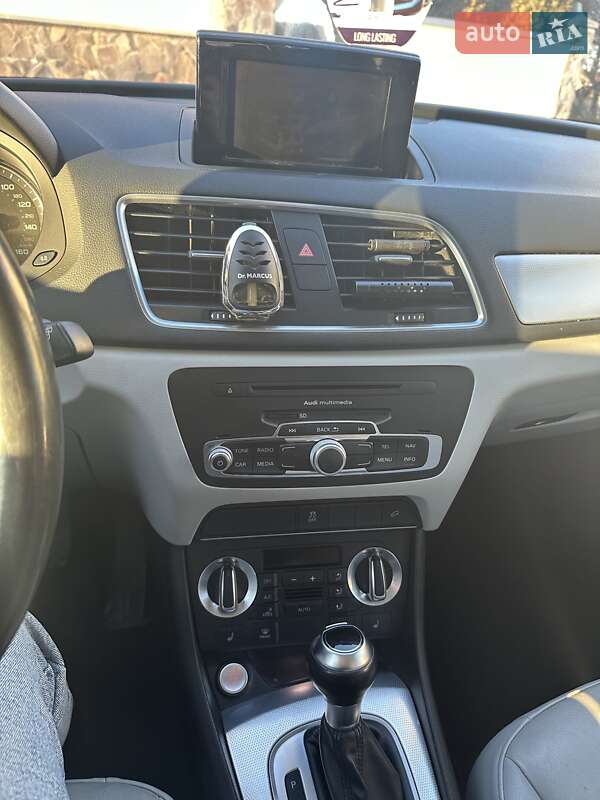 Позашляховик / Кросовер Audi Q3 2014 в Стрию