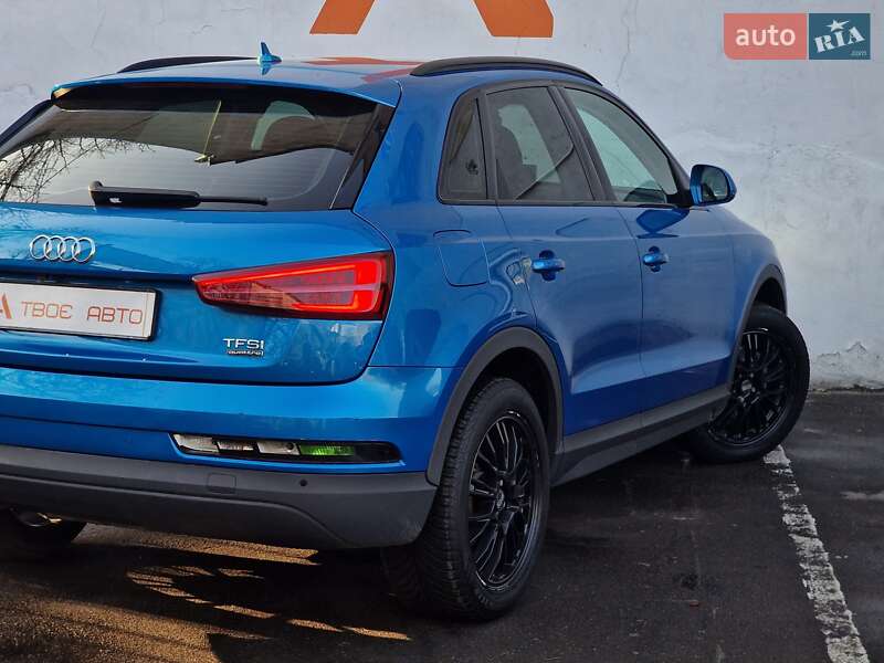 Внедорожник / Кроссовер Audi Q3 2017 в Одессе
