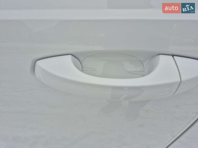 Внедорожник / Кроссовер Audi Q3 2021 в Житомире