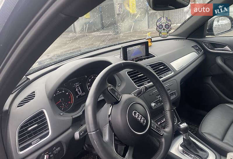 Позашляховик / Кросовер Audi Q3 2017 в Івано-Франківську